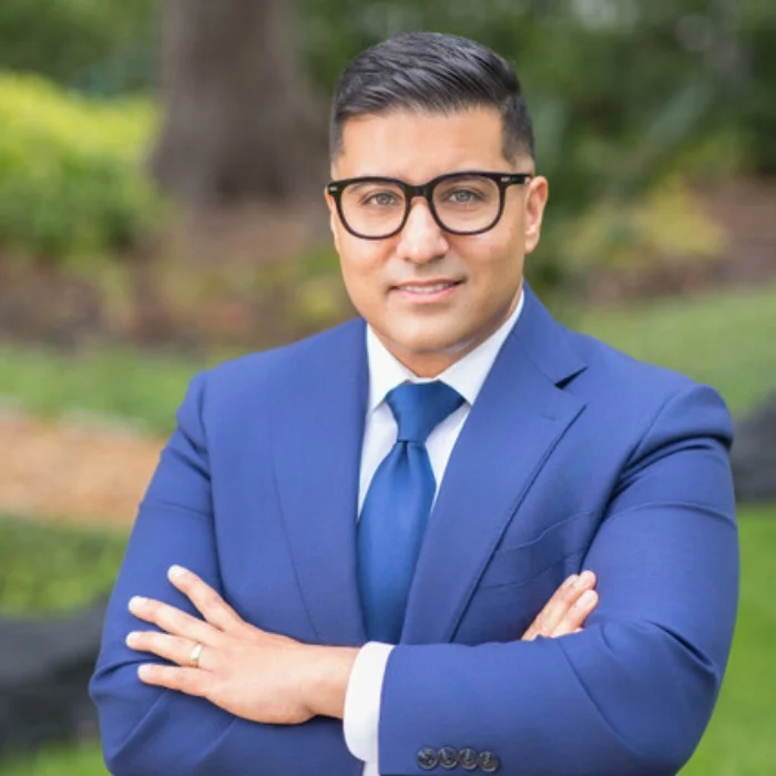 Dr. Rishi Seth